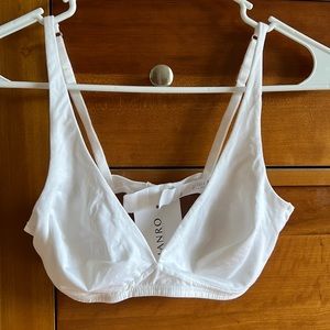 NEW WITH TAGS white HANRO Cotton Sensation Soft Cup Bra